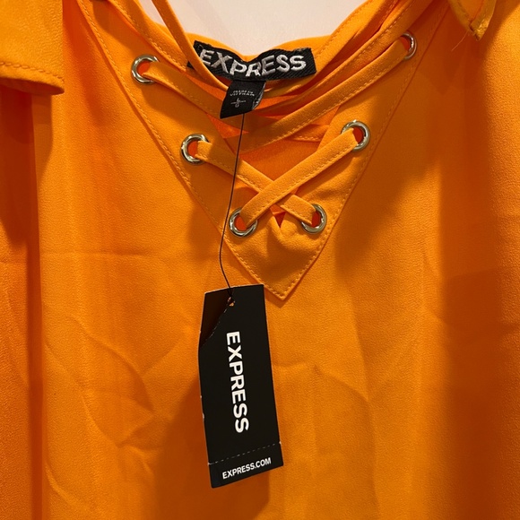 Express Lace-Up Cold Shoulder Cami - Picture 7 of 9